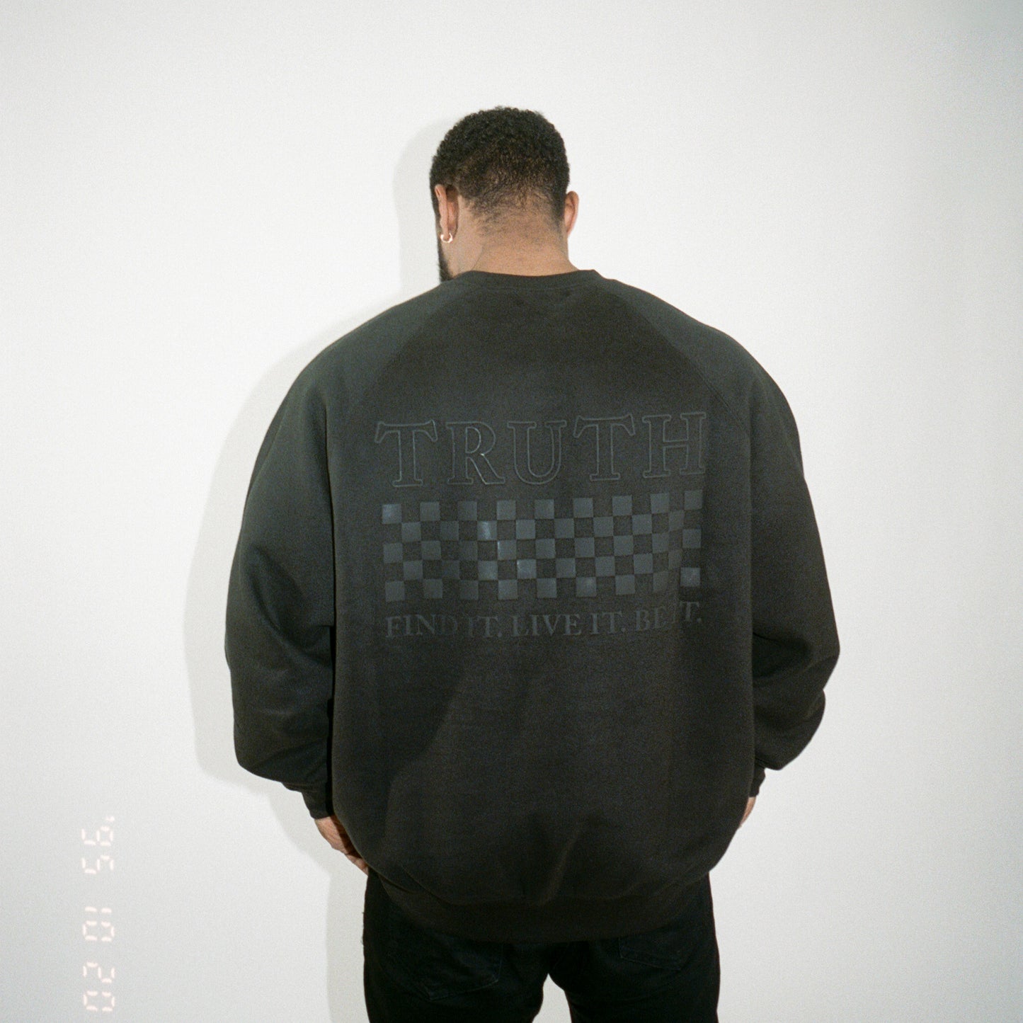 003 HVYD ///87 Fleece Crewneck — Washed Black