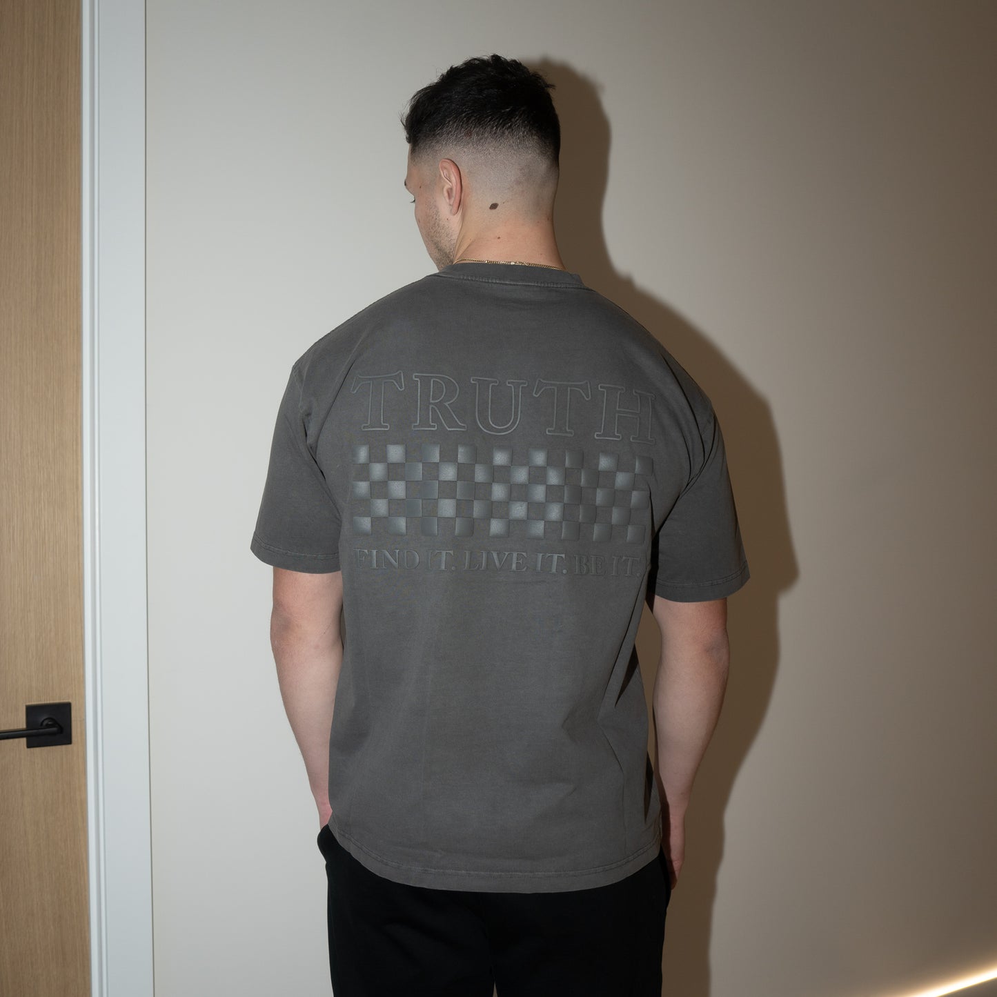 001 HVYD ///87 Pocket T-Shirt — Vintage Grey